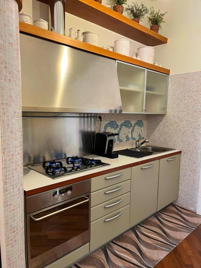 Chez Marie Napoli Apartment Bagian luar foto